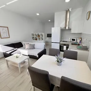 https://estudio-playa-la-misericordia.1costadelsol.com